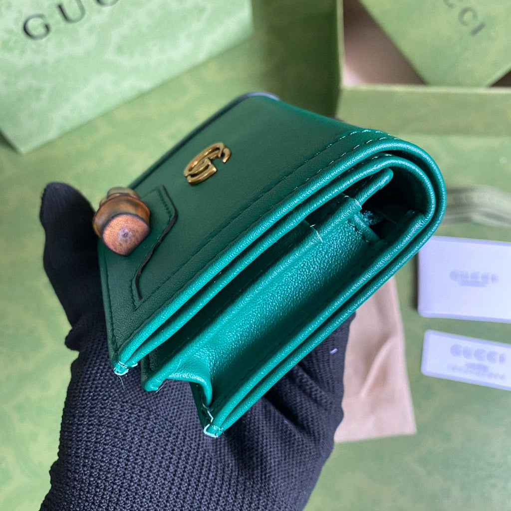 Gucci ??658244 Diana Card Case Wallet in Green