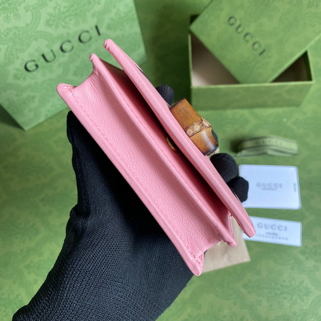 Gucci ??658244 Diana Card Case Wallet in Pink