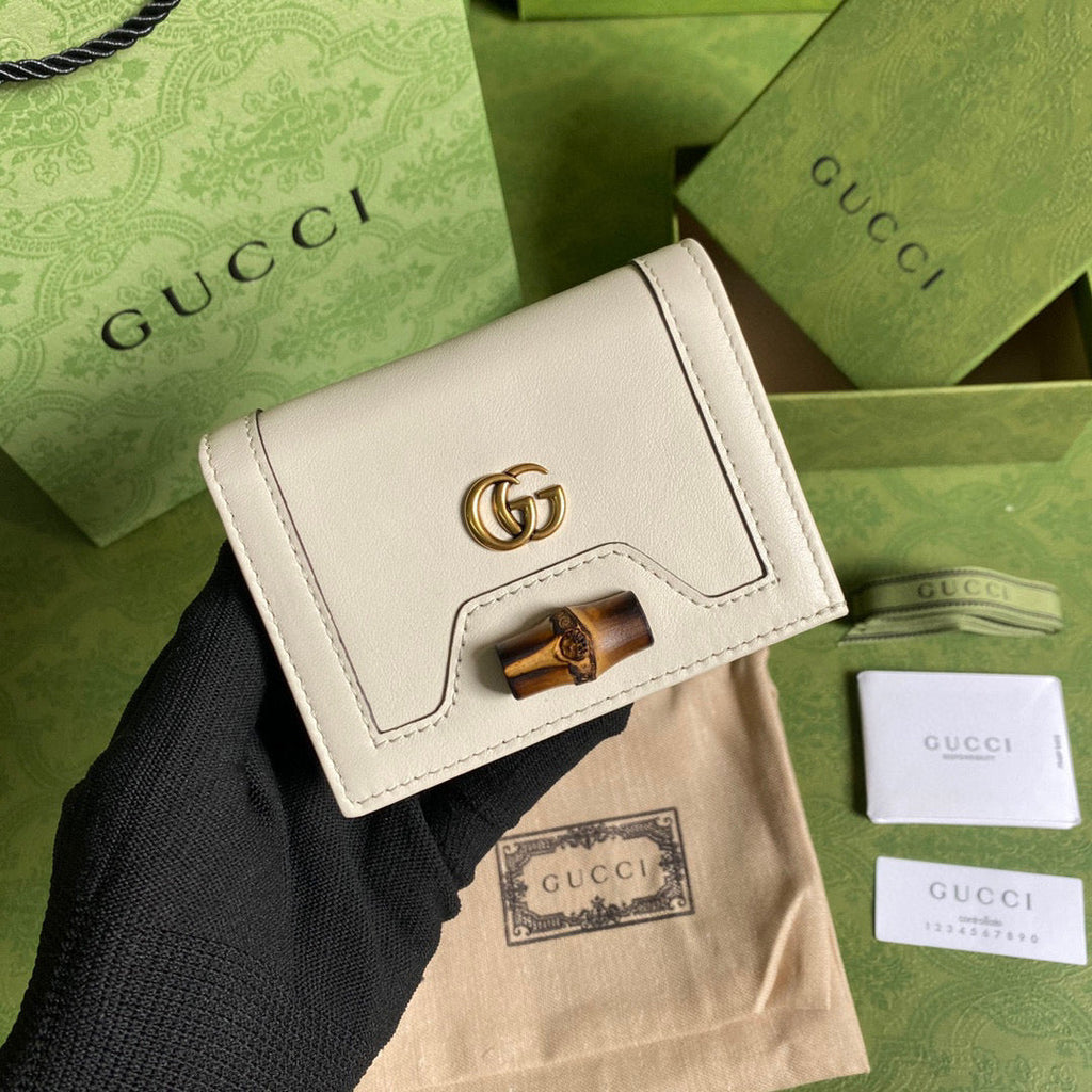 Gucci ??658244 Diana Card Case Wallet in White