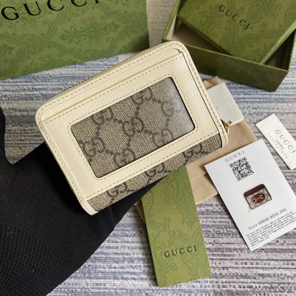 Gucci ?a€?58549 Gucci Horsebit 1955 Card Case White