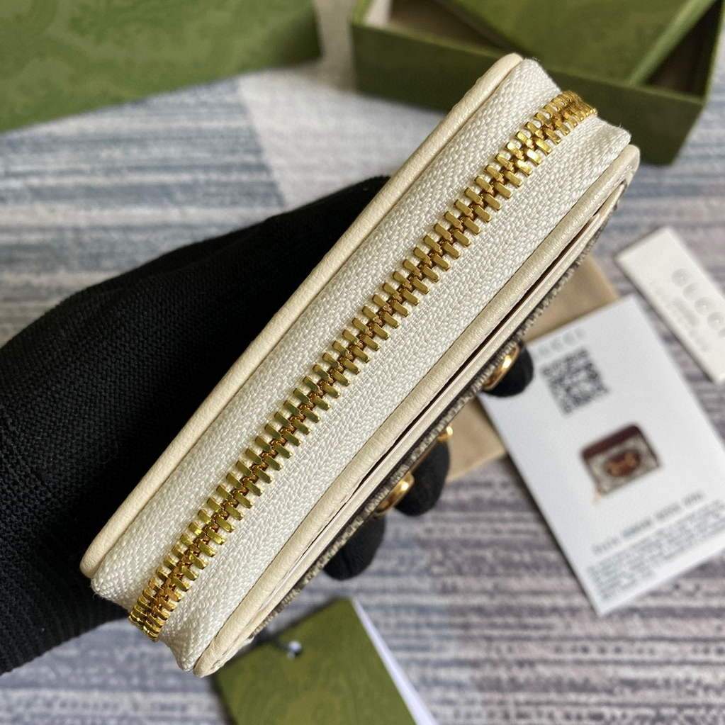 Gucci ?a€?58549 Gucci Horsebit 1955 Card Case White
