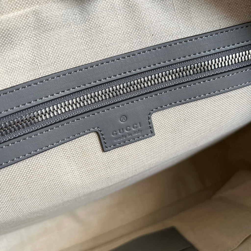 Gucci 658573 Men's GG embossed briefcase Bag Gray