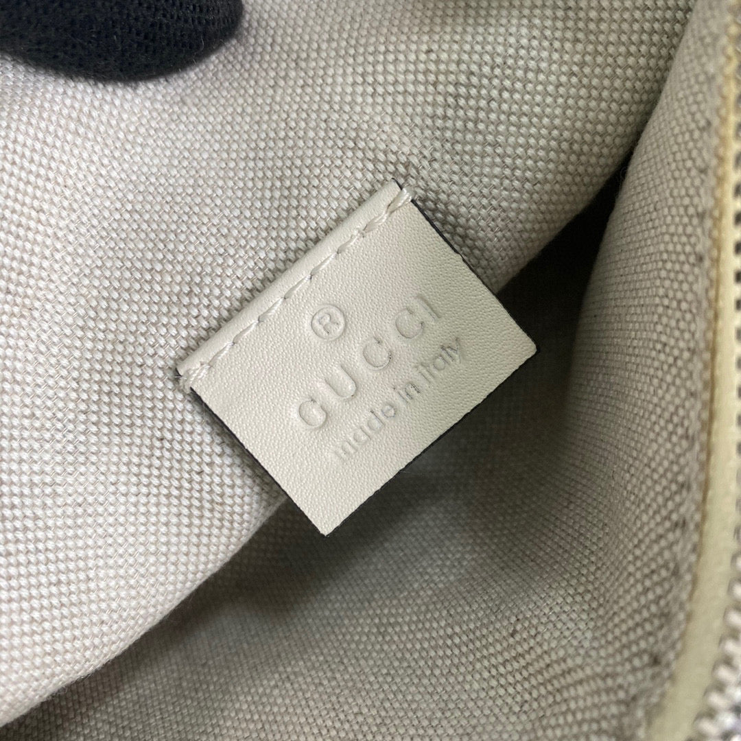 Gucci 658582 GG embossed belt bag White GG embossed leather