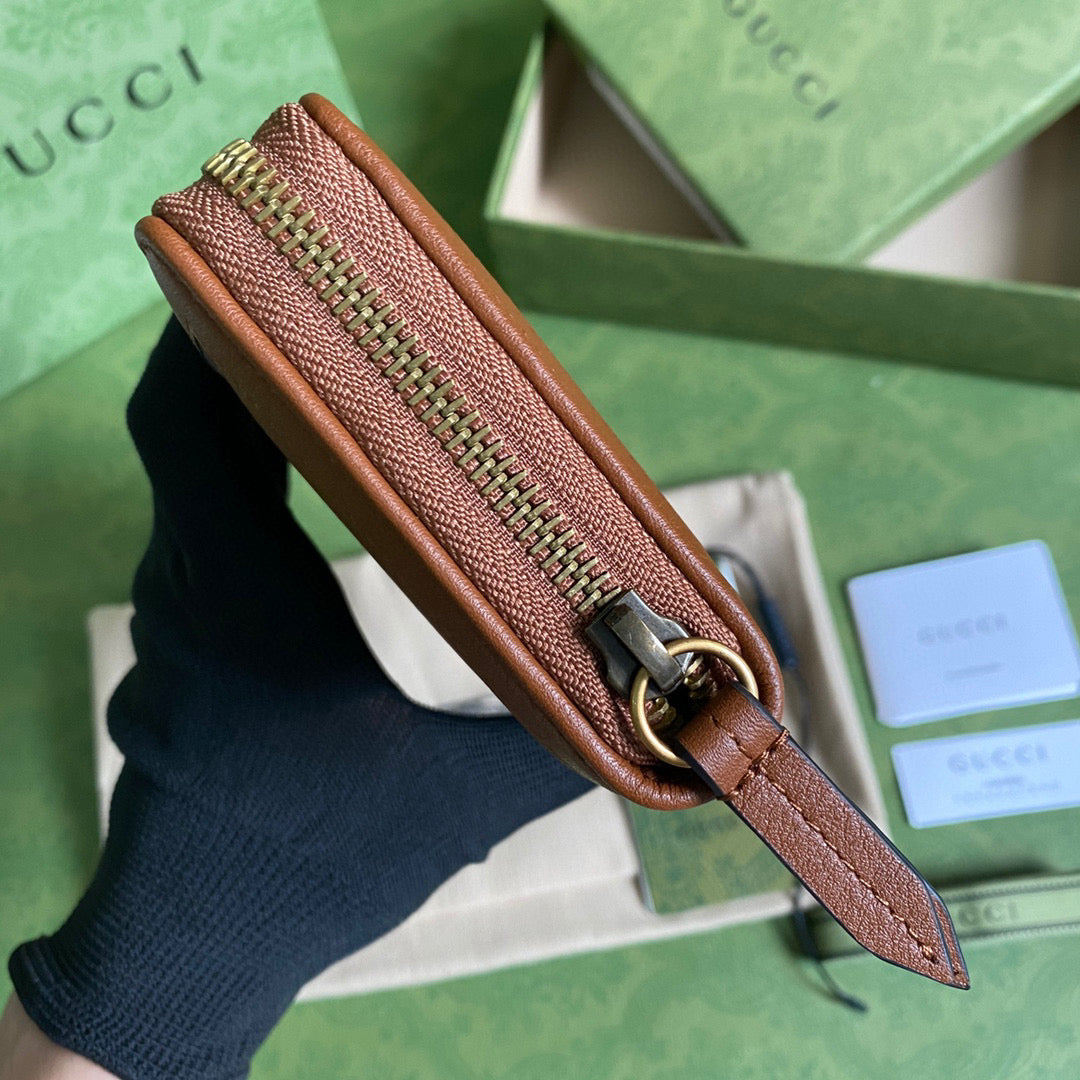 Gucci 658634 Diana Continental Wallet in Brown