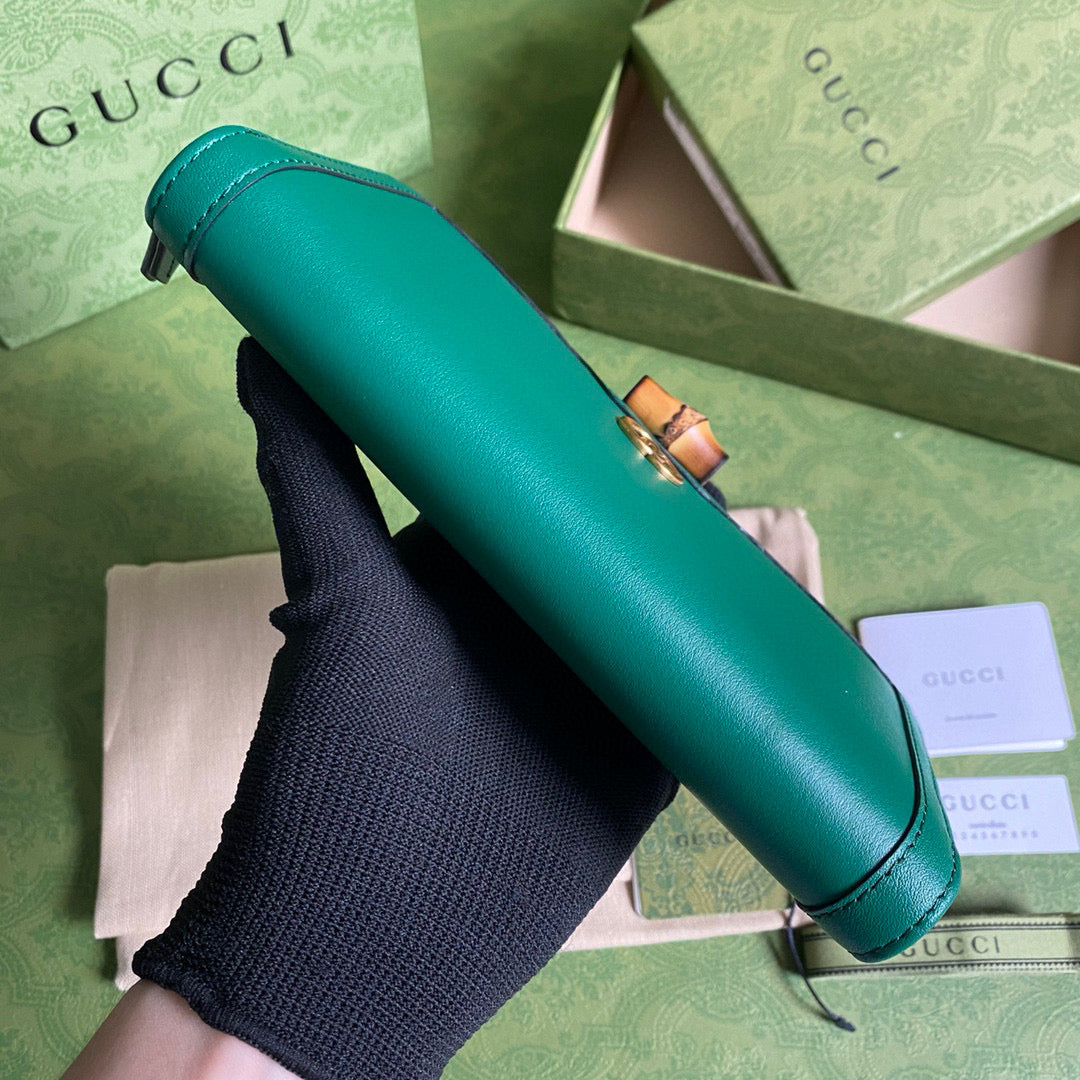 Gucci 658634 Diana Continental Wallet in Green