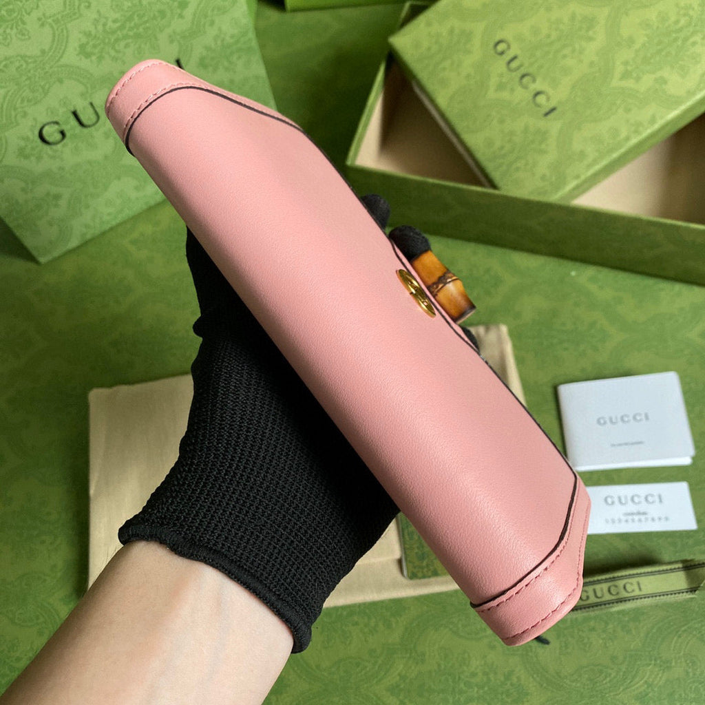 Gucci 658634 Diana Continental Wallet in Pink