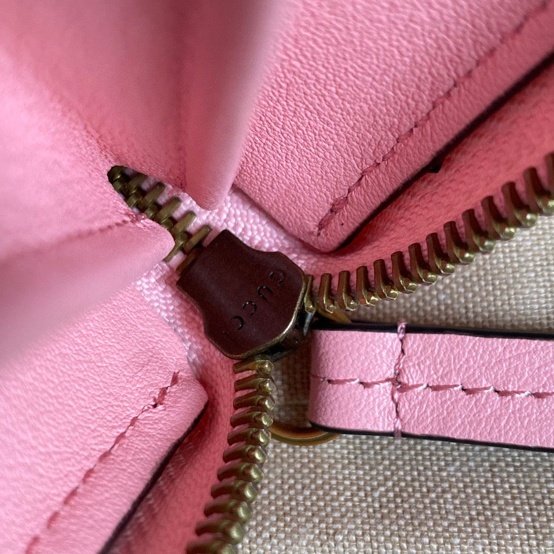 Gucci 658634 Diana Continental Wallet in Pink