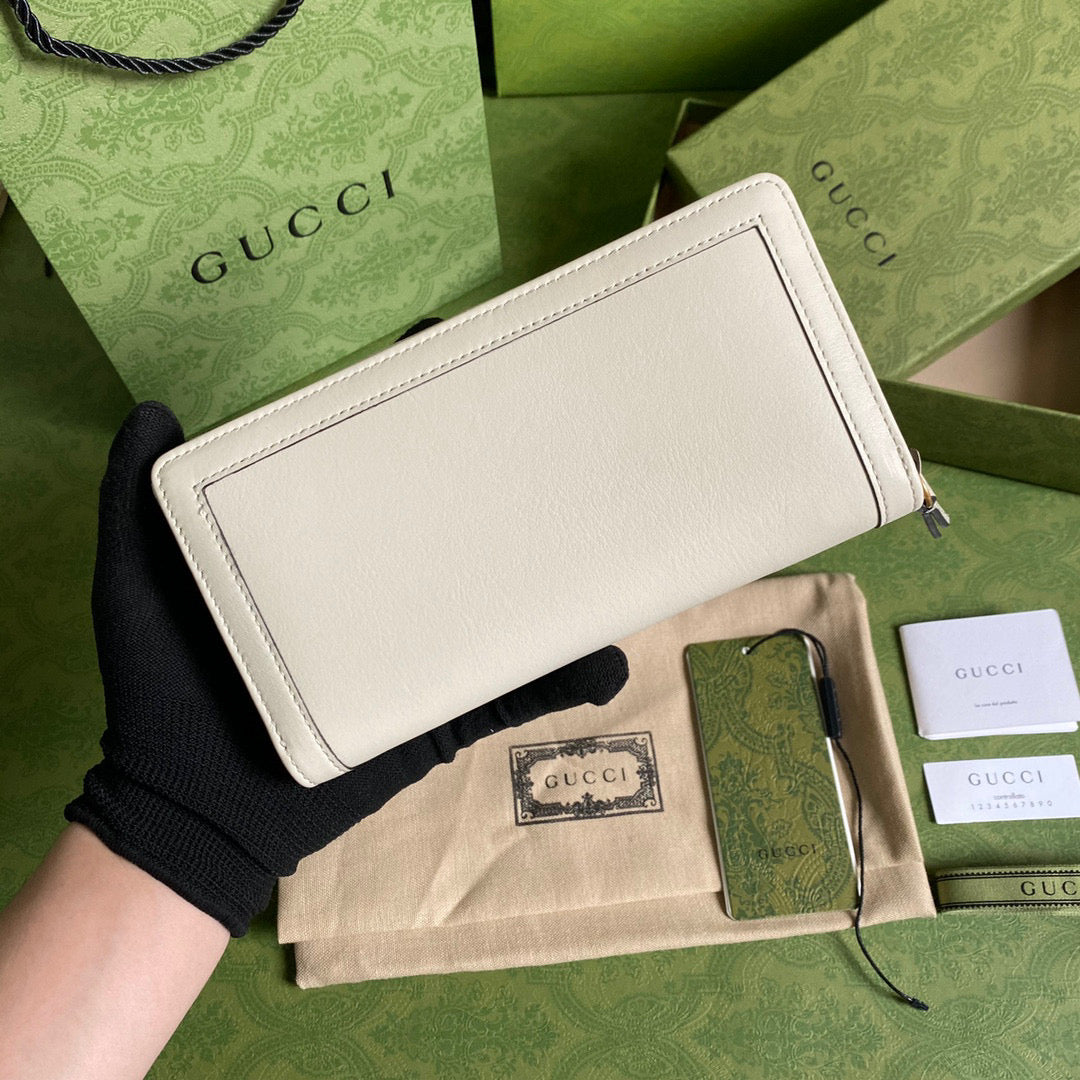 Gucci 658634 Diana Continental Wallet in White