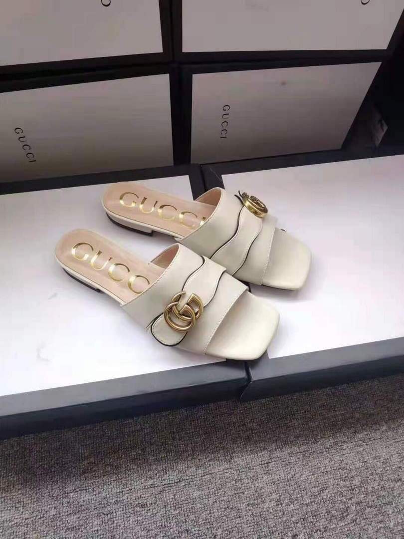 Gucci 663879 Online Exclusive Sandal With Double G Leather Rice White - luxibagsmall