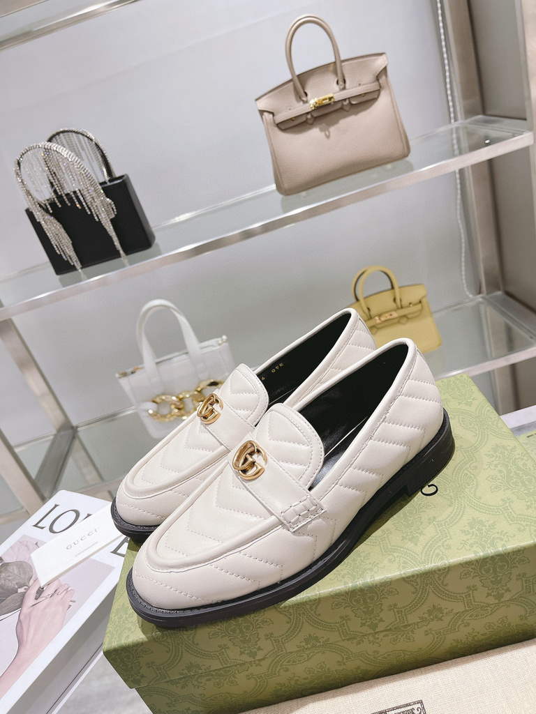 Gucci 670399 Women's loafer with Double G G80353