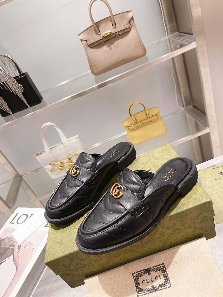 Gucci 670400 Women's slipper with Double G G80345