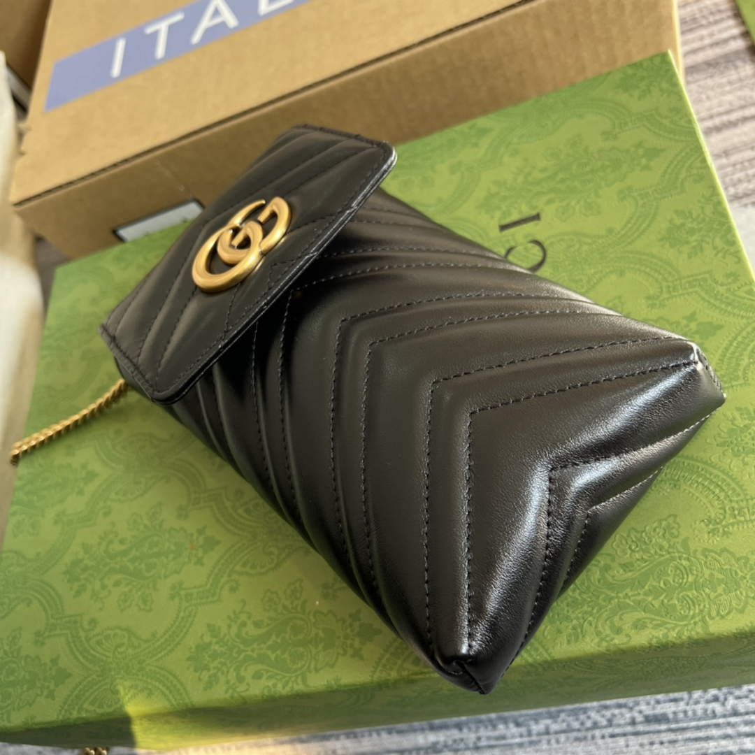 Gucci 672251 GG Marmont matelass¨¦ Mini IPhone bag black