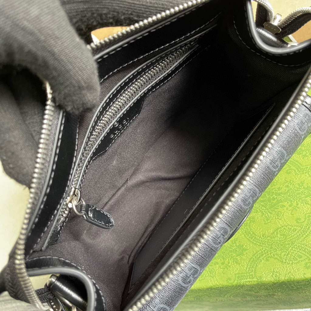 Gucci 674164 Messenger Bag With Lnterlocking G Black