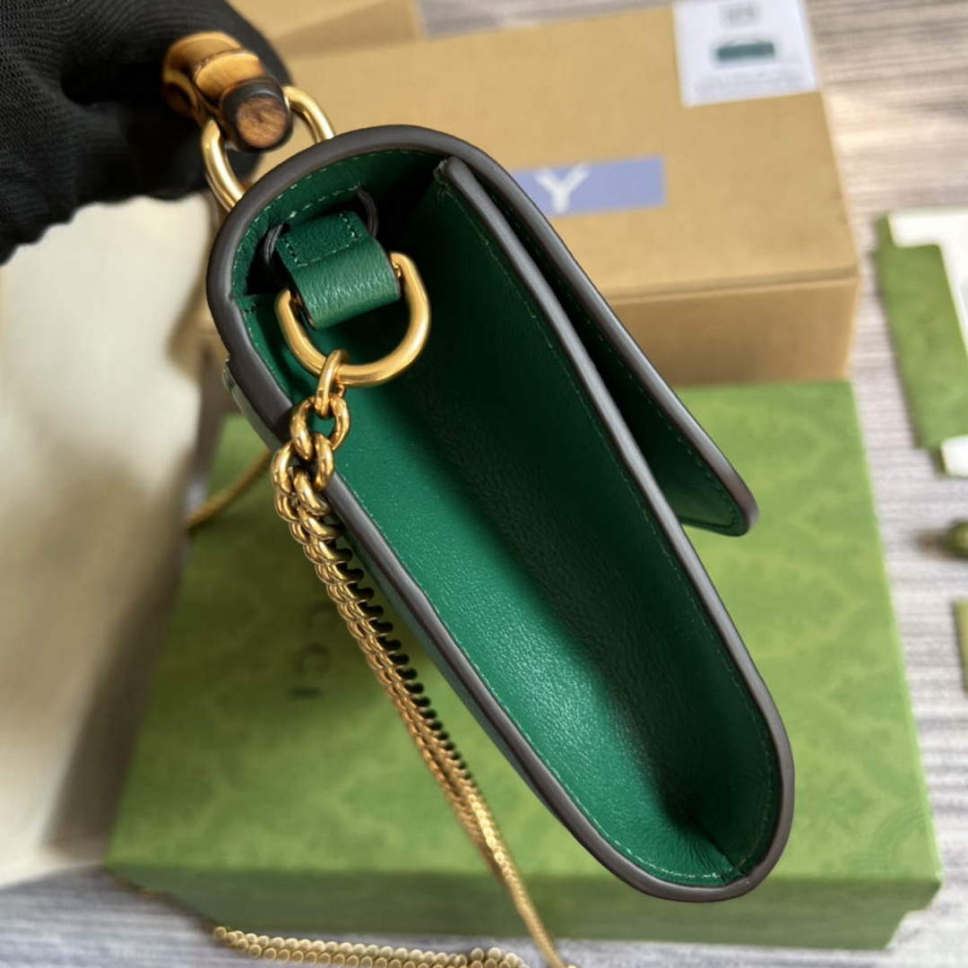 Gucci 675794 Gucci Diana Small Shoulder Bag Green - Default Title - View 3