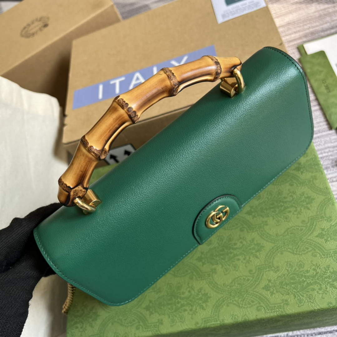 Gucci 675794 Gucci Diana Small Shoulder Bag Green - Default Title - View 4