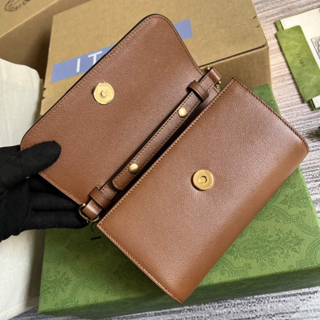 Gucci 675795 Gucci Diana mini shoulder bag Brown