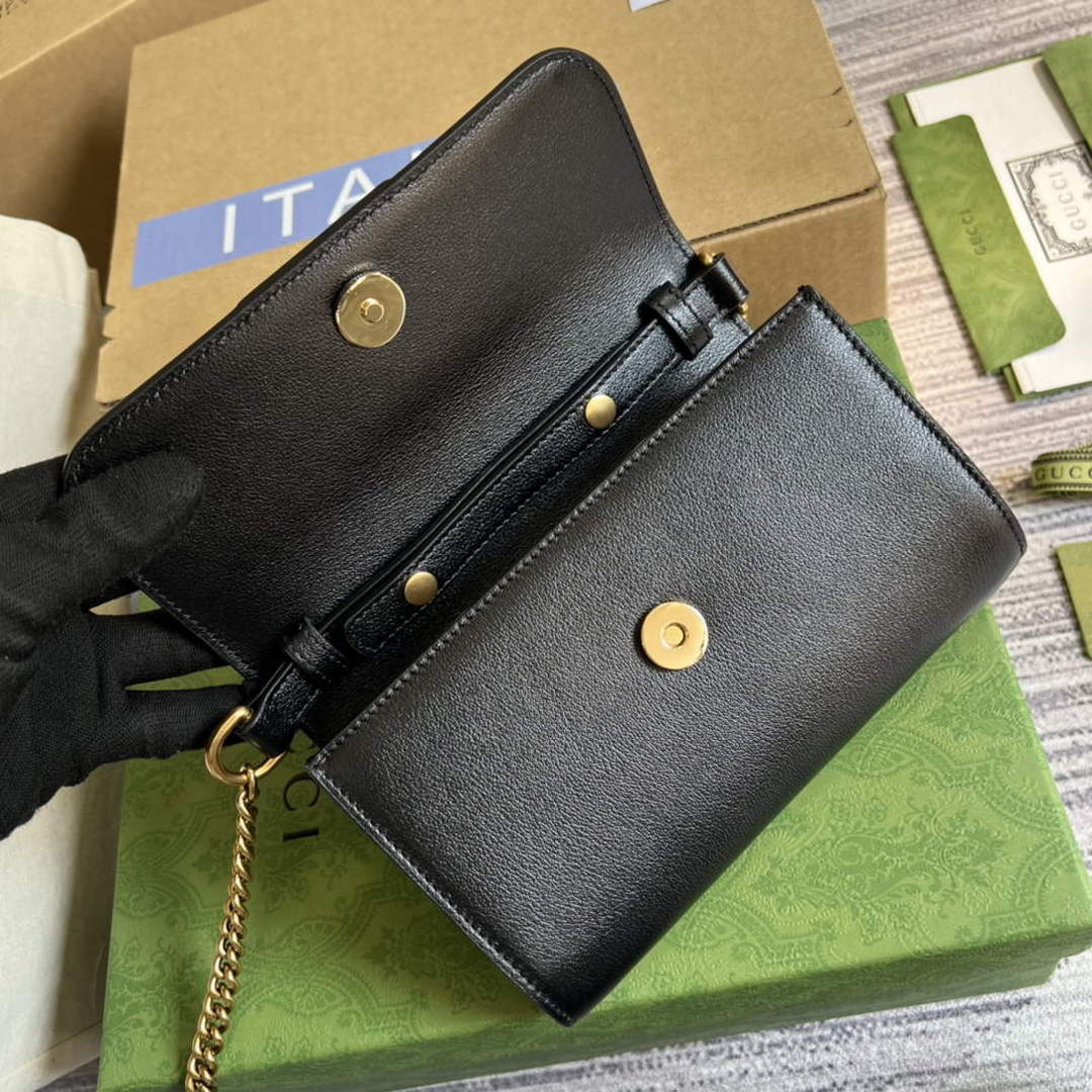 Gucci 675795 Gucci Diana mini shoulder bag Black