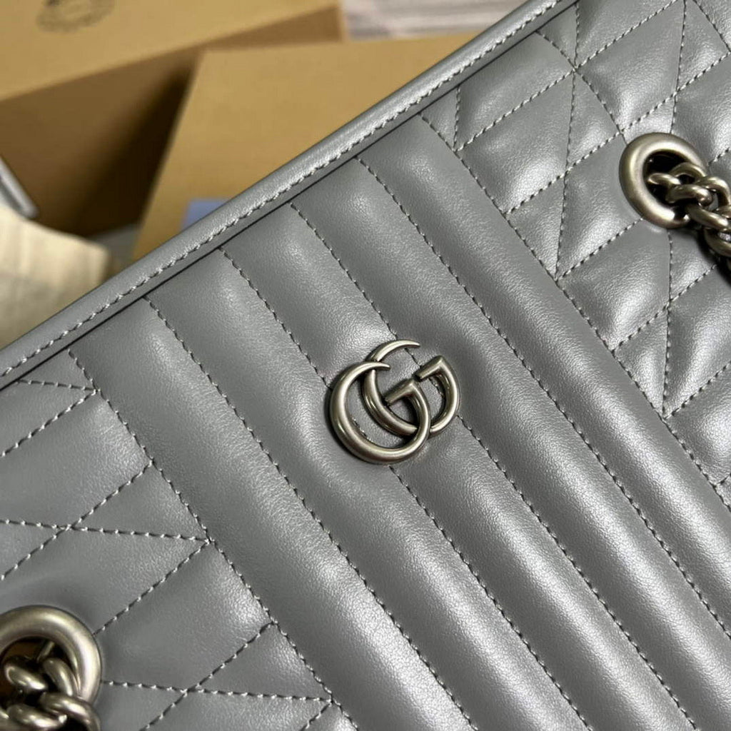 Gucci 675796 GG Marmont medium tote bag Gray