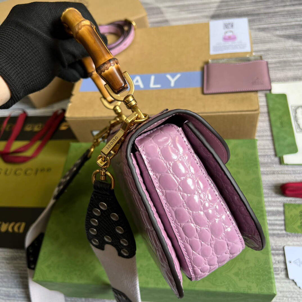 Gucci 675797 Gucci Bamboo 1947 small top handle bag Pink