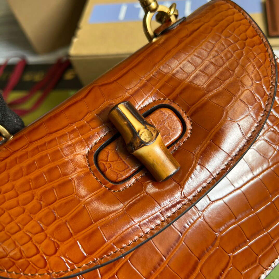Gucci 675797 Gucci Bamboo 1947 small top handle bag Brown
