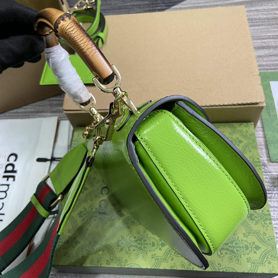 Gucci 675797 Gucci Bamboo 1947 Small Top Handle Bag Green patent leather - Default Title - View 3