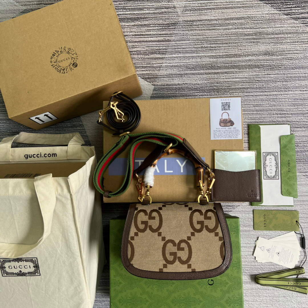 Gucci 675797 Small Jumbo GG Bag With Bamboo