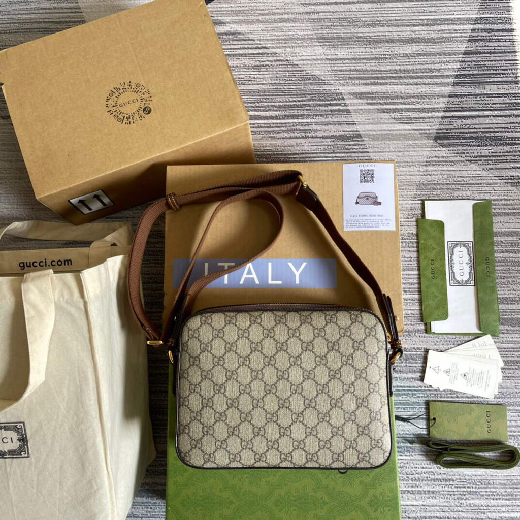 Gucci 675891 Messenger bag with Interlocking G Beige and ebony