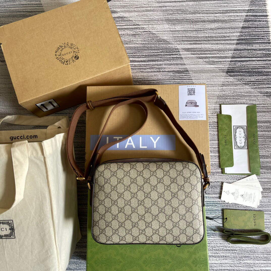 Gucci 675891 Messenger bag with Interlocking G Beige and ebony