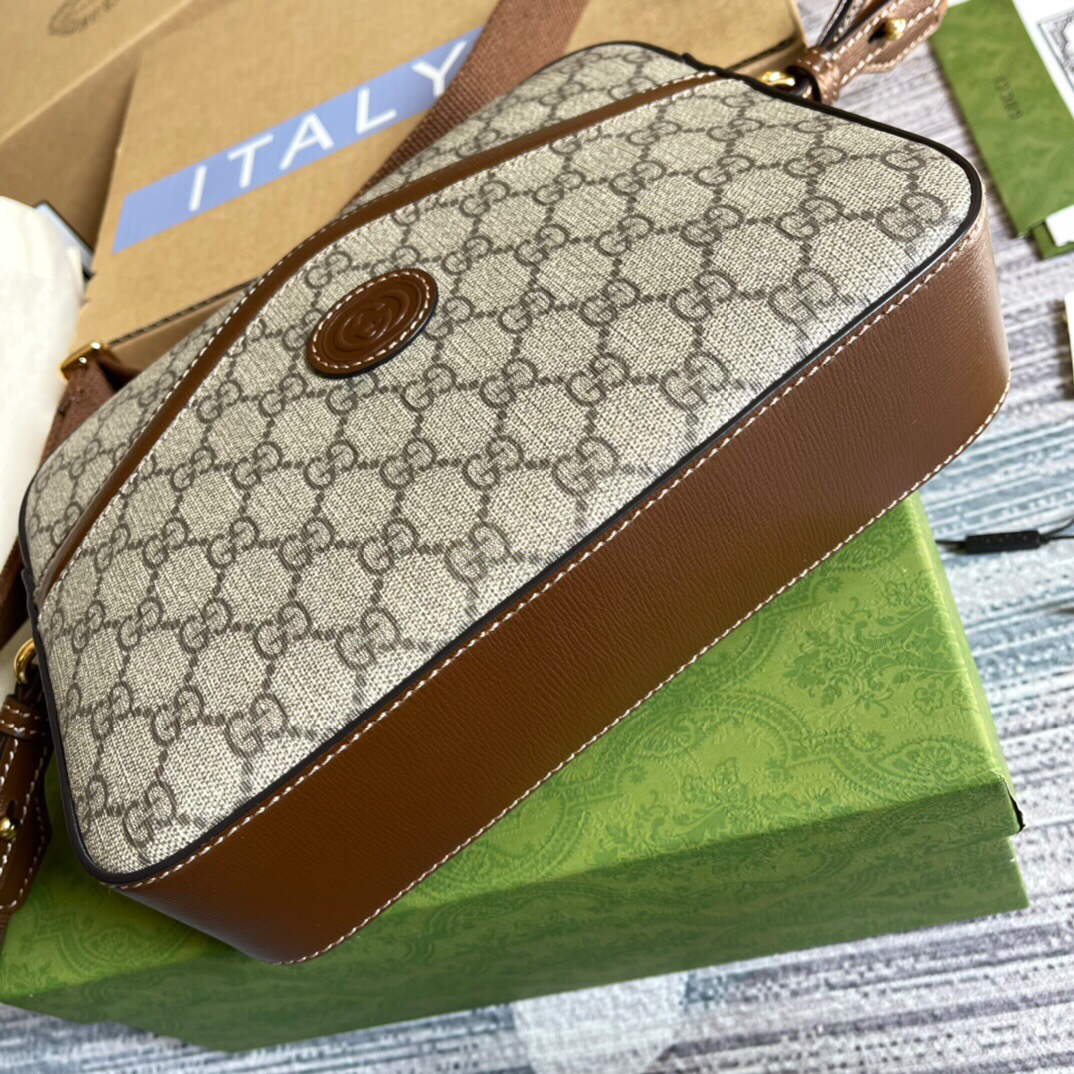Gucci 675891 Messenger bag with Interlocking G Beige and ebony