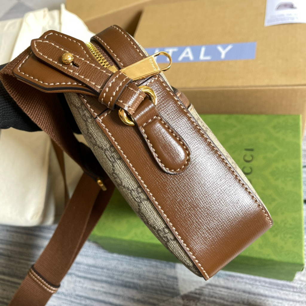 Gucci 675891 Messenger bag with jumbo GG Beige Brown