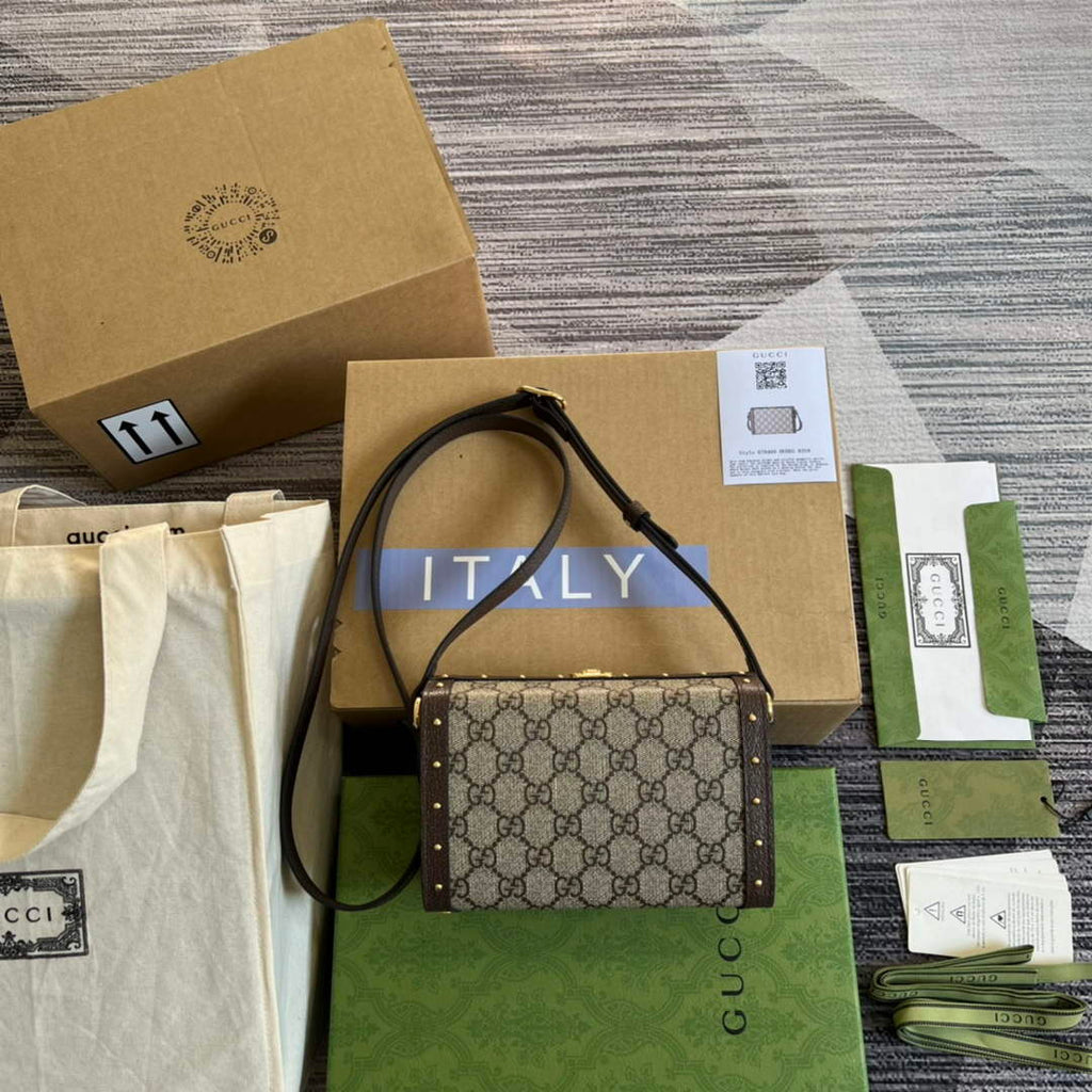 Gucci 678460 GG Mini Bag Brown