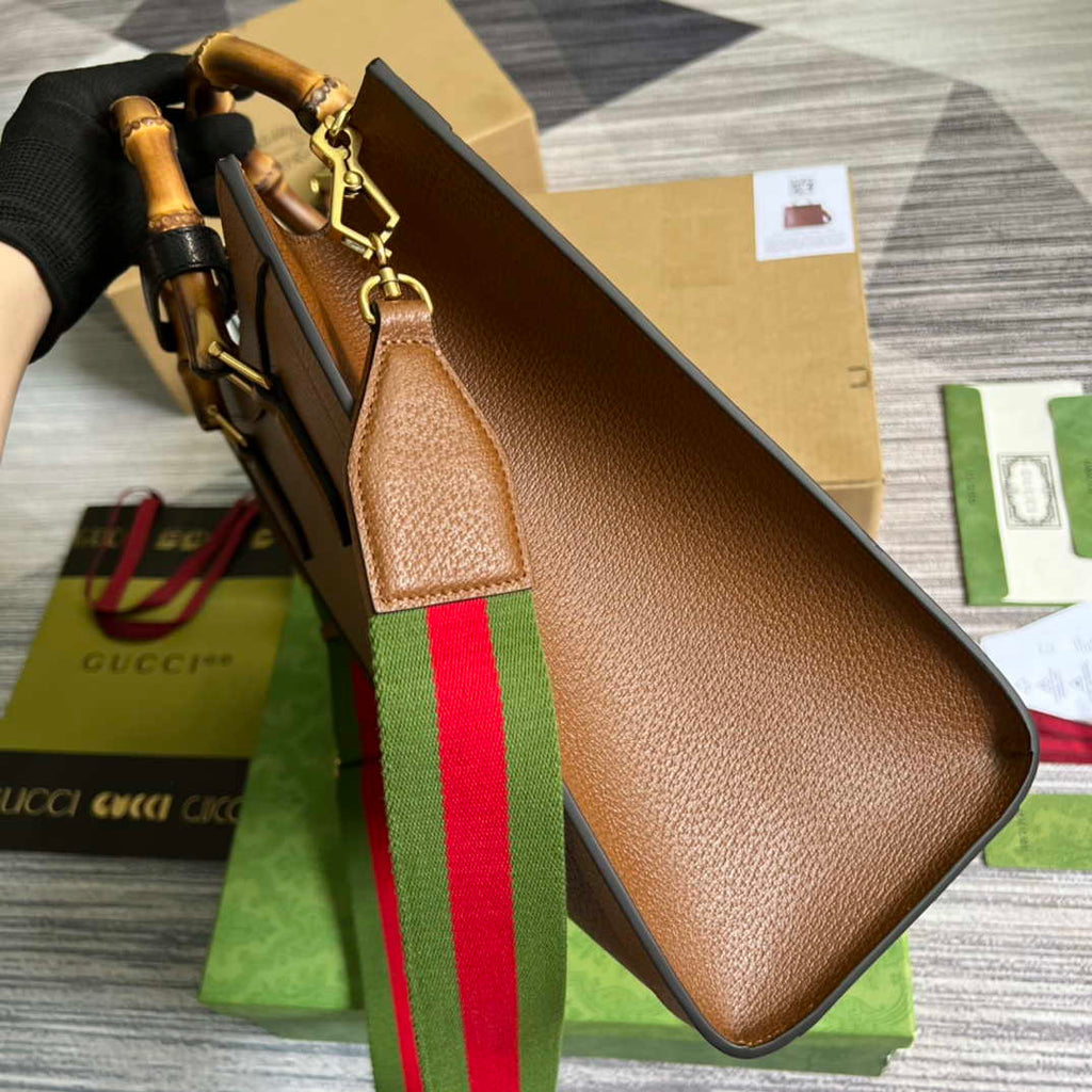 Gucci 678842 Diana medium tote bag Brown