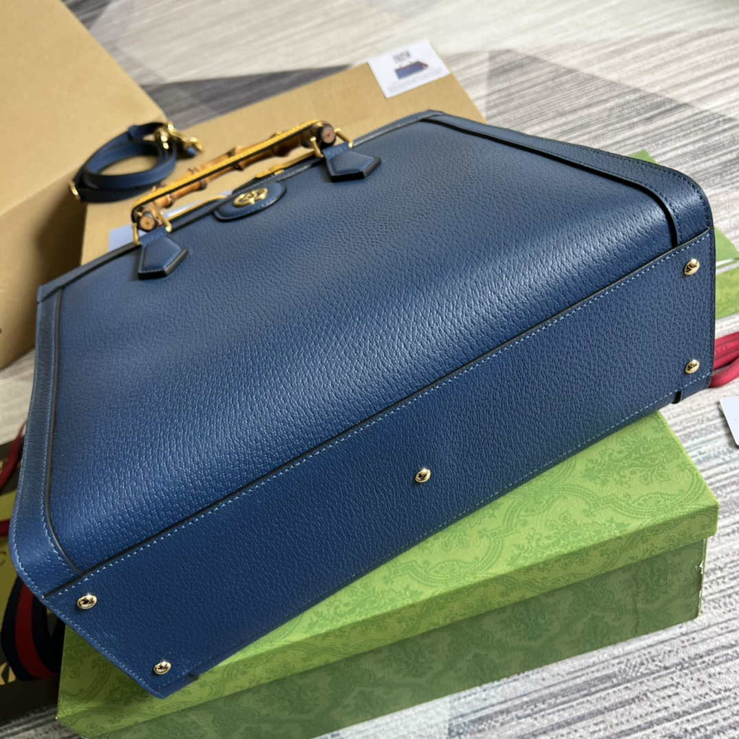 Gucci 678842 Diana medium tote bag Blue - Default Title - View 6