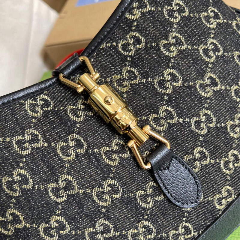 Gucci 678843 Jackie 1961 Small GG Shoulder Bag Black