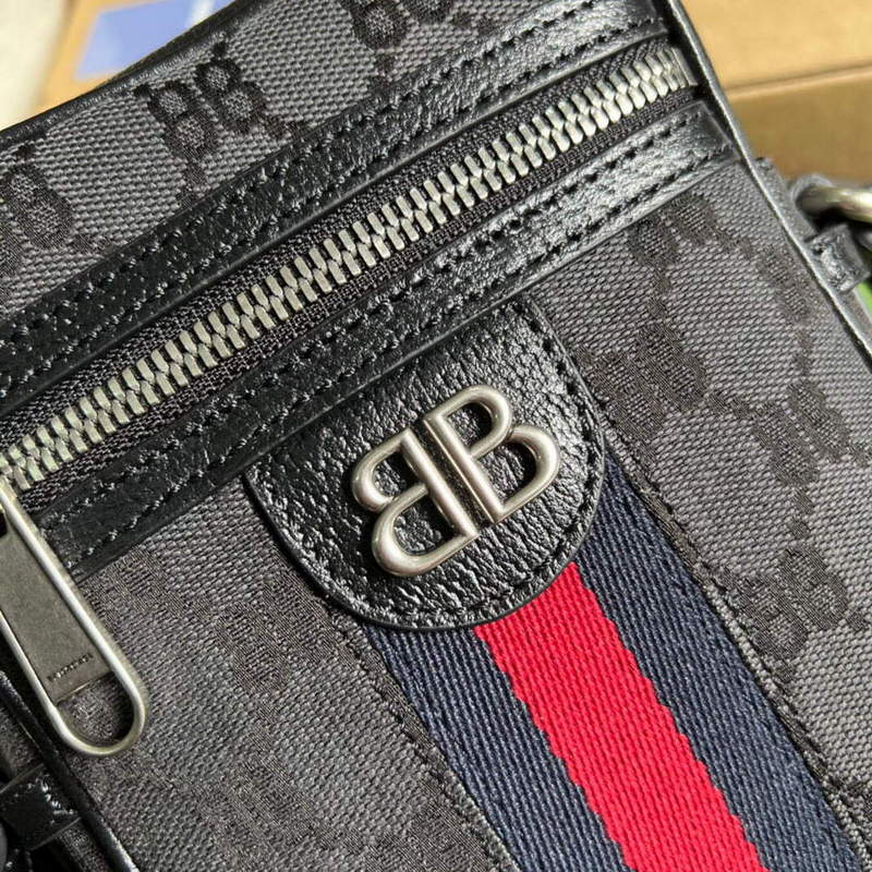 Gucci 680129 Gucci x Balenciaga The Hacker Project Shoulder Zip Bag Black - Default Title - View 5