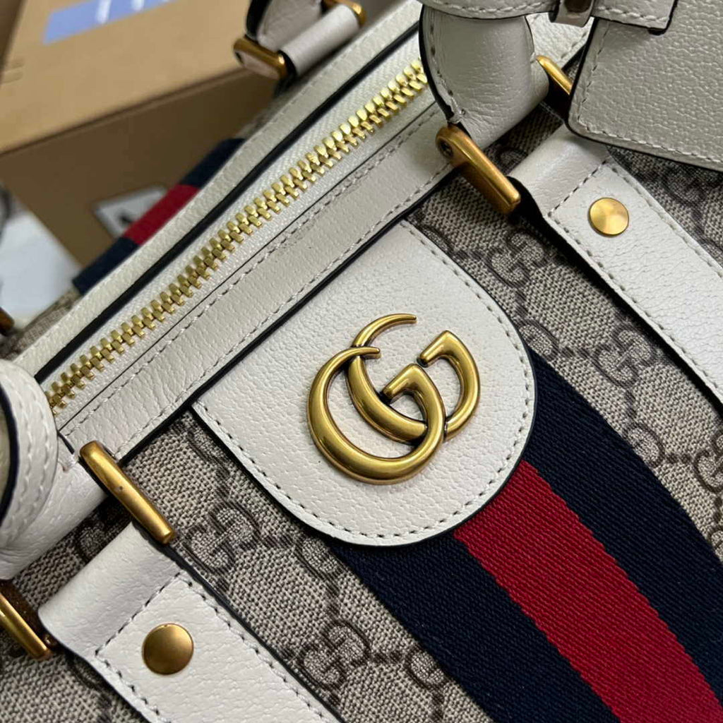 Gucci 681295 Jumbo GG medium duffle bag Gray
