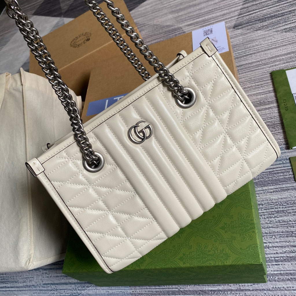 Gucci 681483 GG Marmont small tote bag Beige