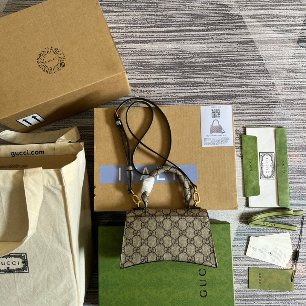 Gucci 681695 The Hacker Project Mini Hourglass bag Beige and ebony