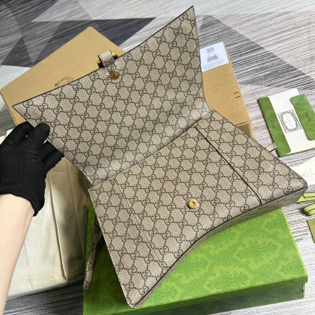 Gucci 681696 The Hacker Project Medium Hourglass bag Beige and ebony