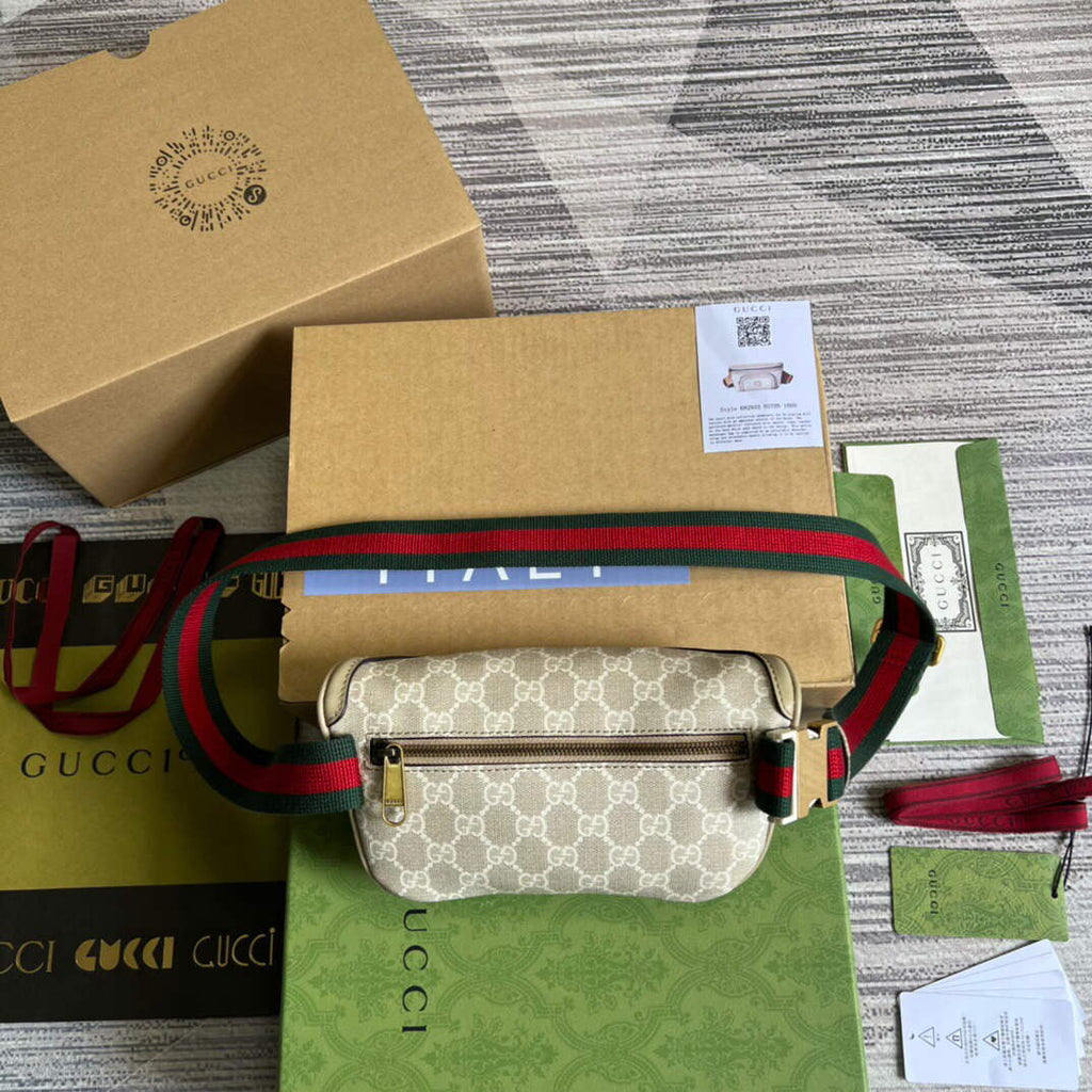 Gucci 682933 Belt bag with Interlocking G Beige and white