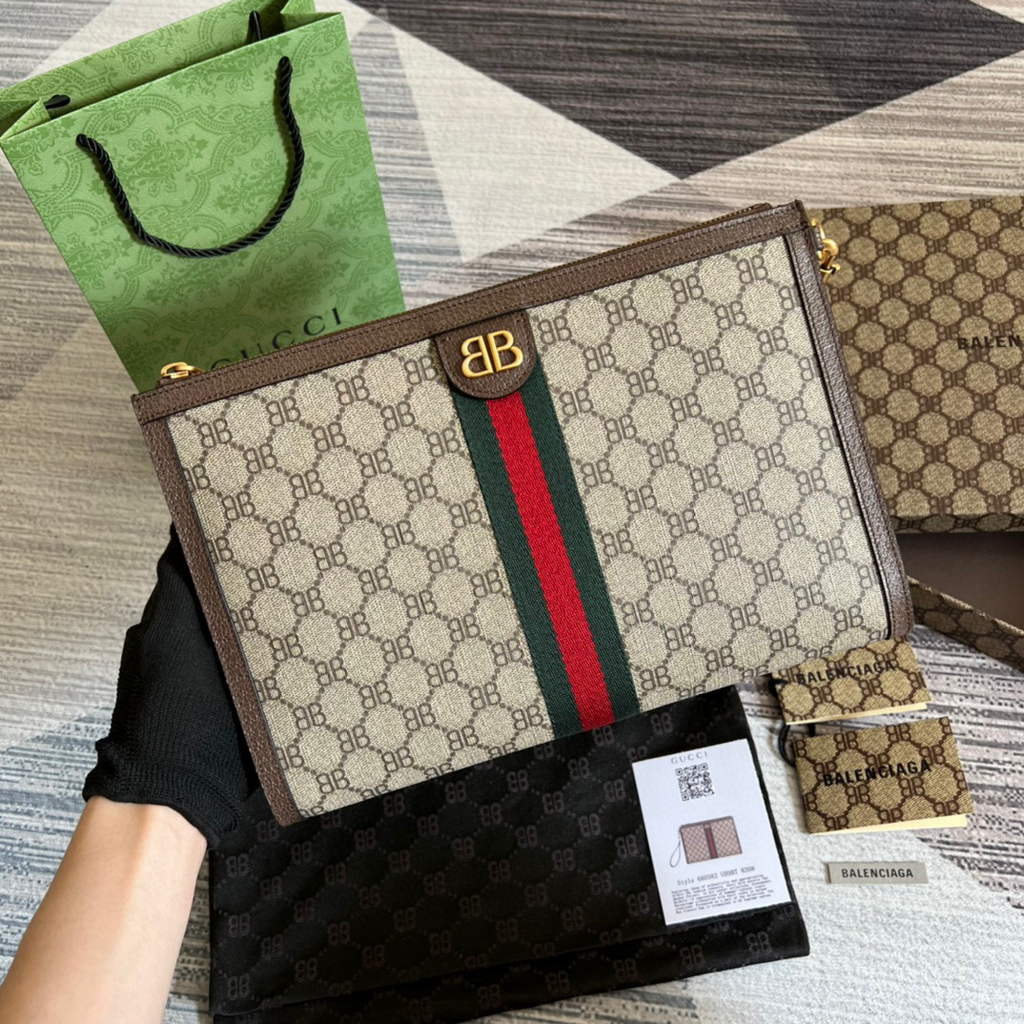 Gucci ?688378 Gucci pouch Bag Begie