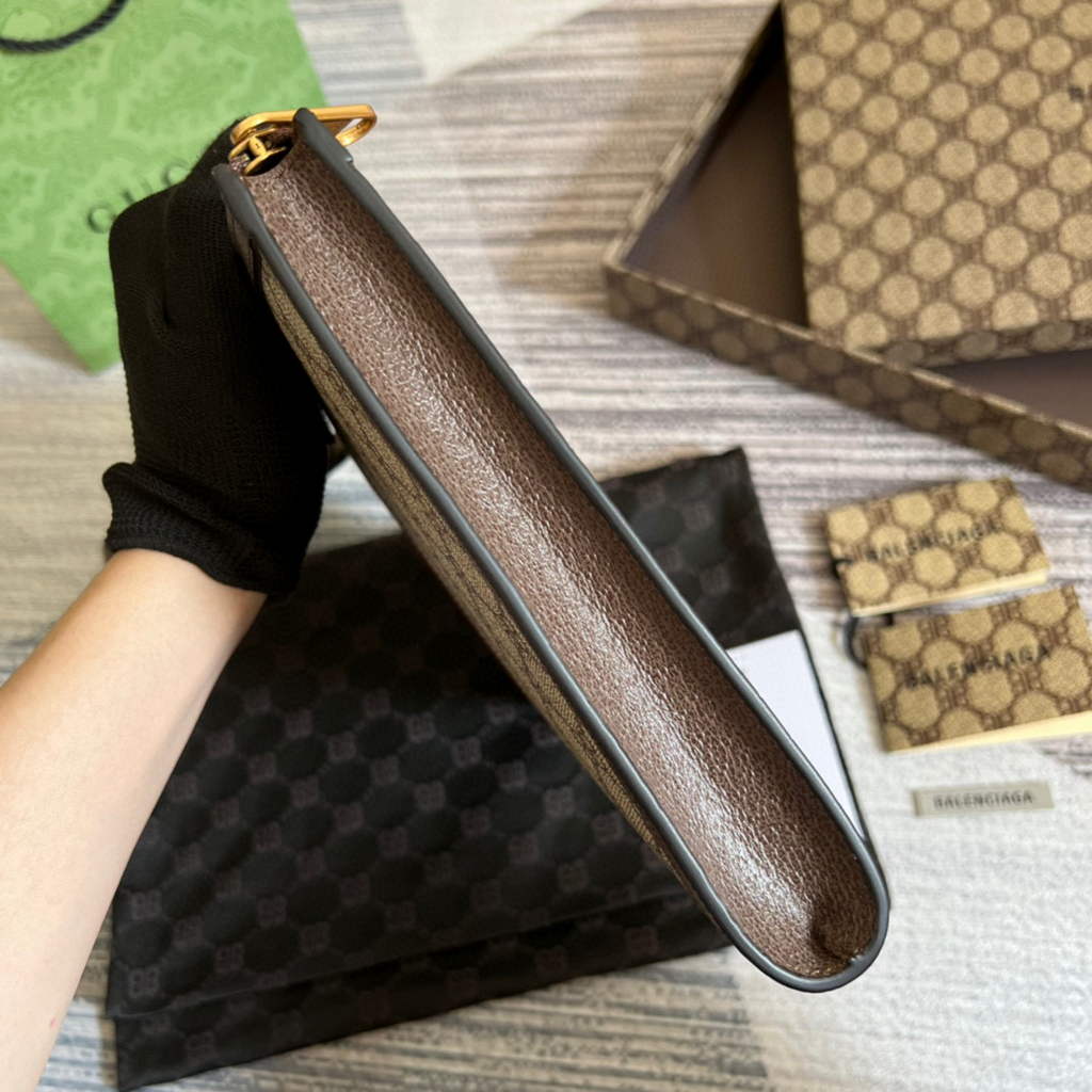 Gucci ?688378 Gucci pouch Bag Begie