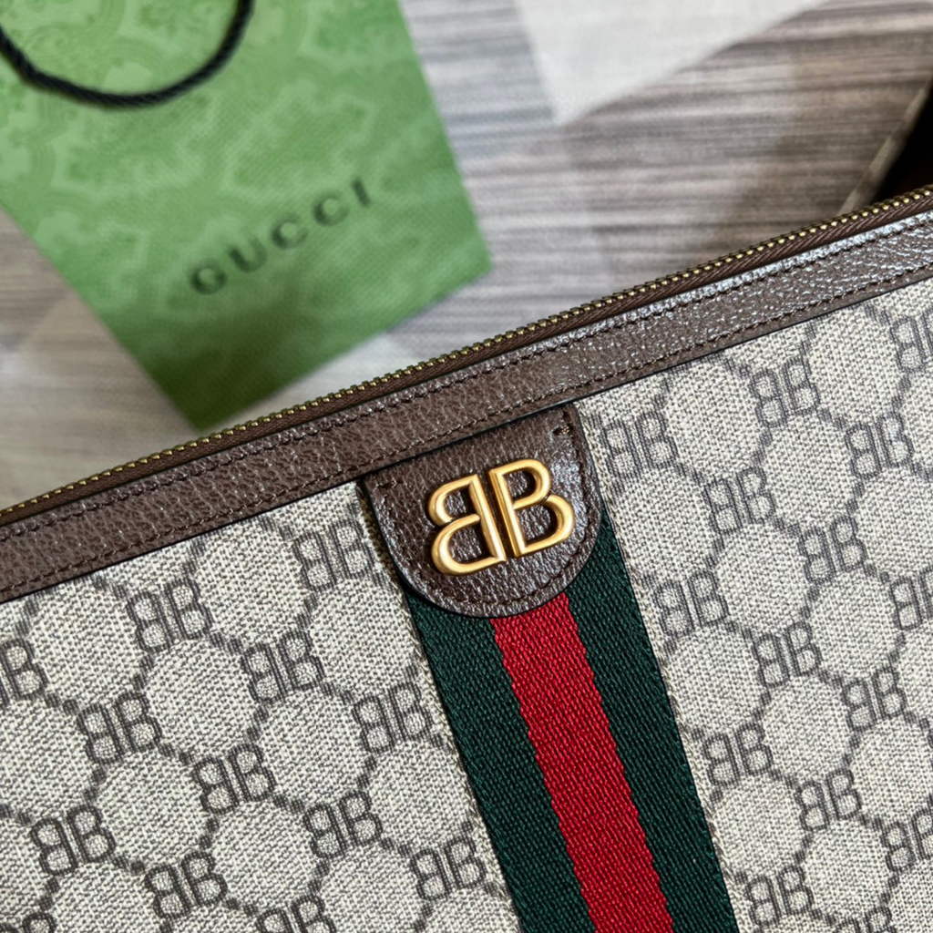 Gucci ?688378 Gucci pouch Bag Begie