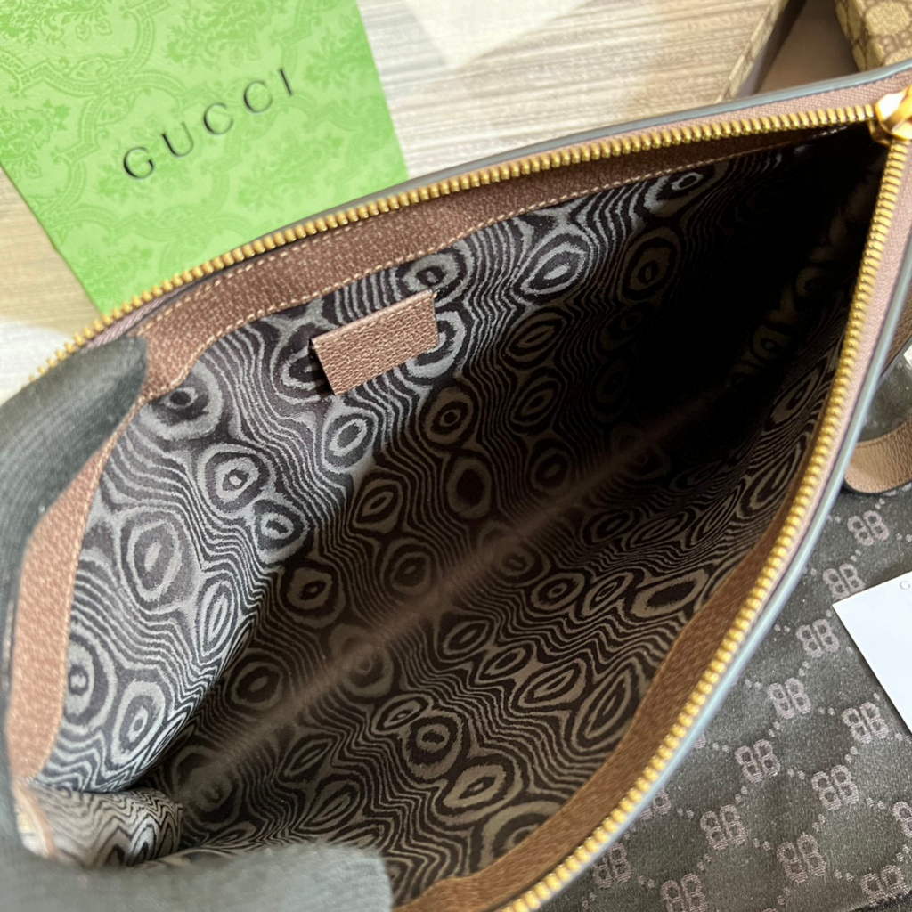 Gucci ?688378 Gucci pouch Bag Begie