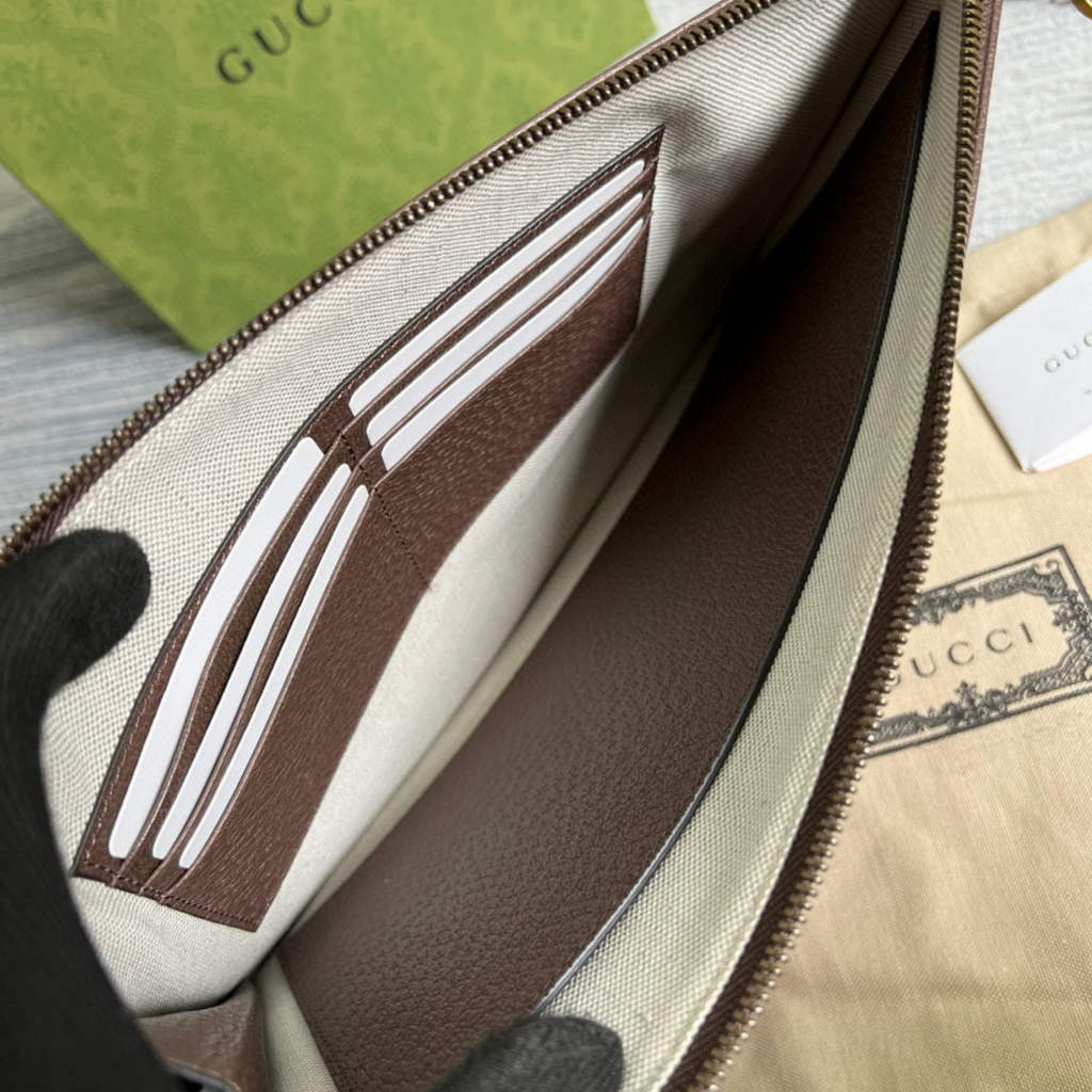 Gucci ?688378 Gucci Tiger pouch Bag Brown