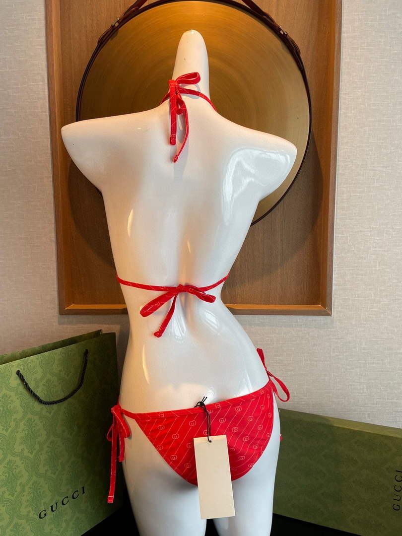 Gucci 688999 Fashion Bikini Swimsuit G65943