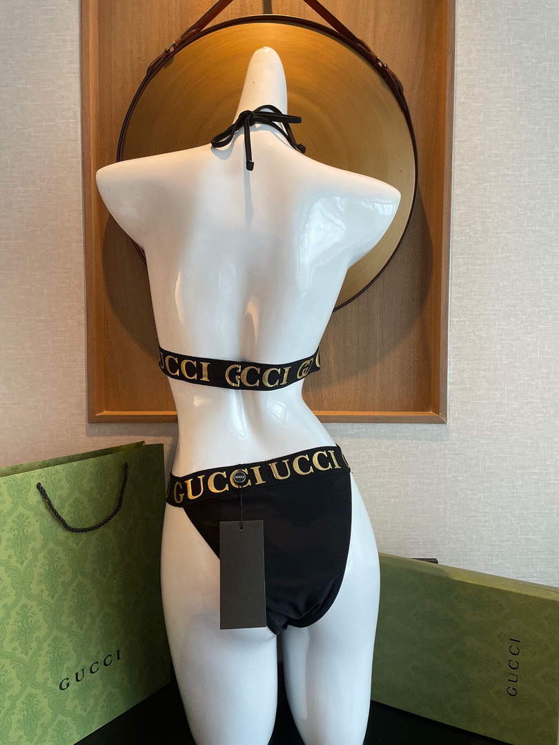 Gucci 688999 Fashion Bikini Swimsuit G65944