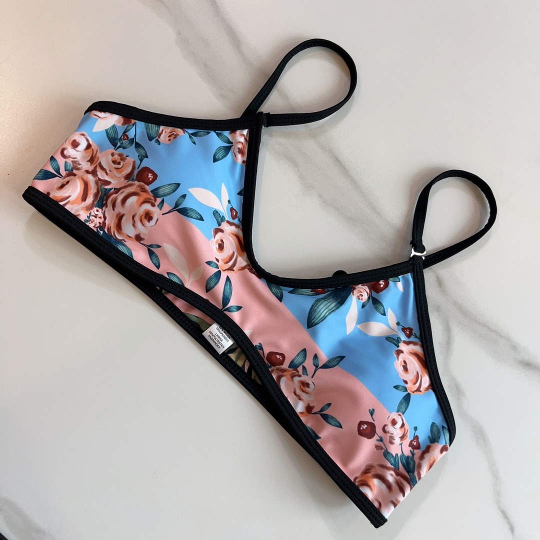 Gucci 688999 Fashion Bikini Swimsuit G65945