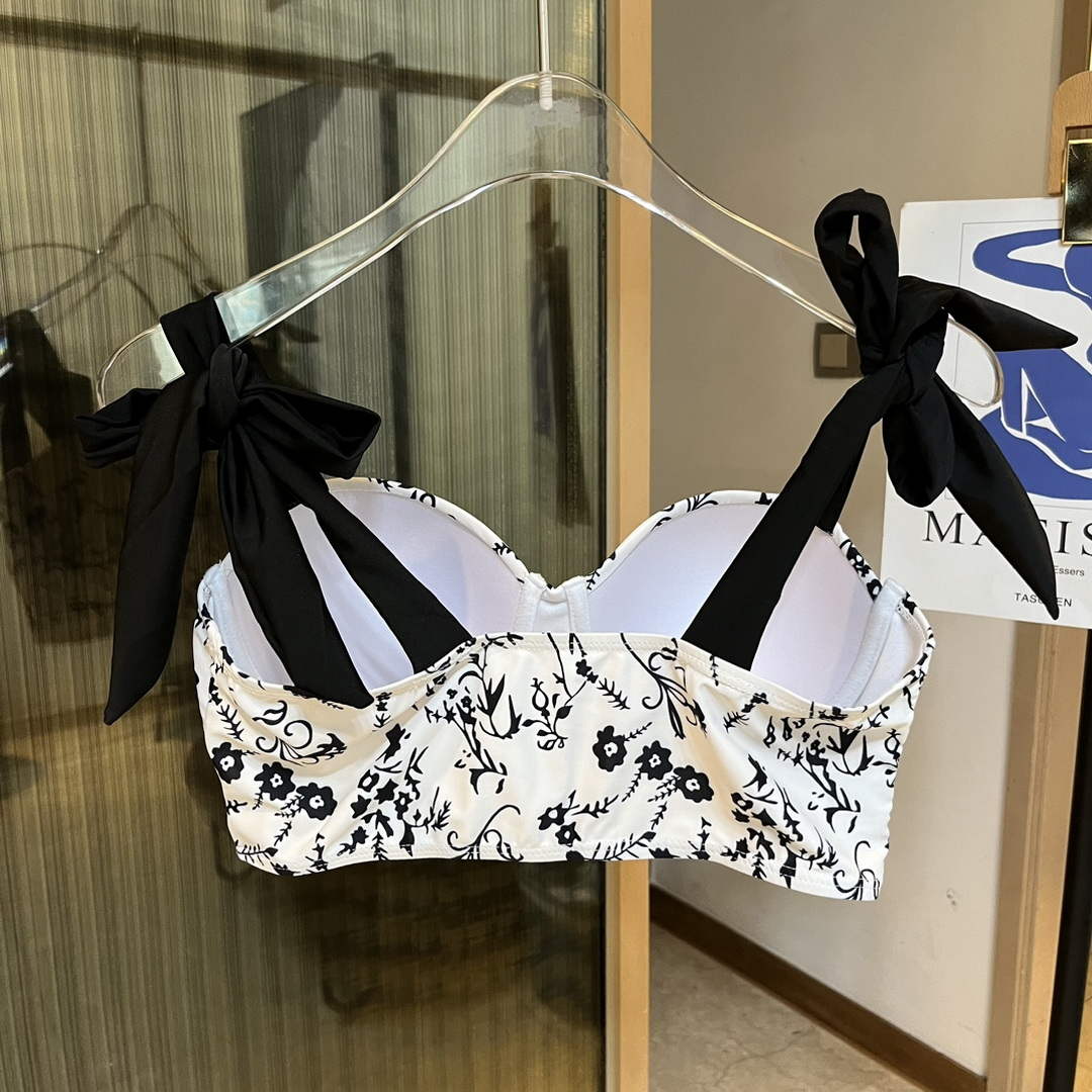 Gucci 688999 Fashion Bikini Swimsuit G65946