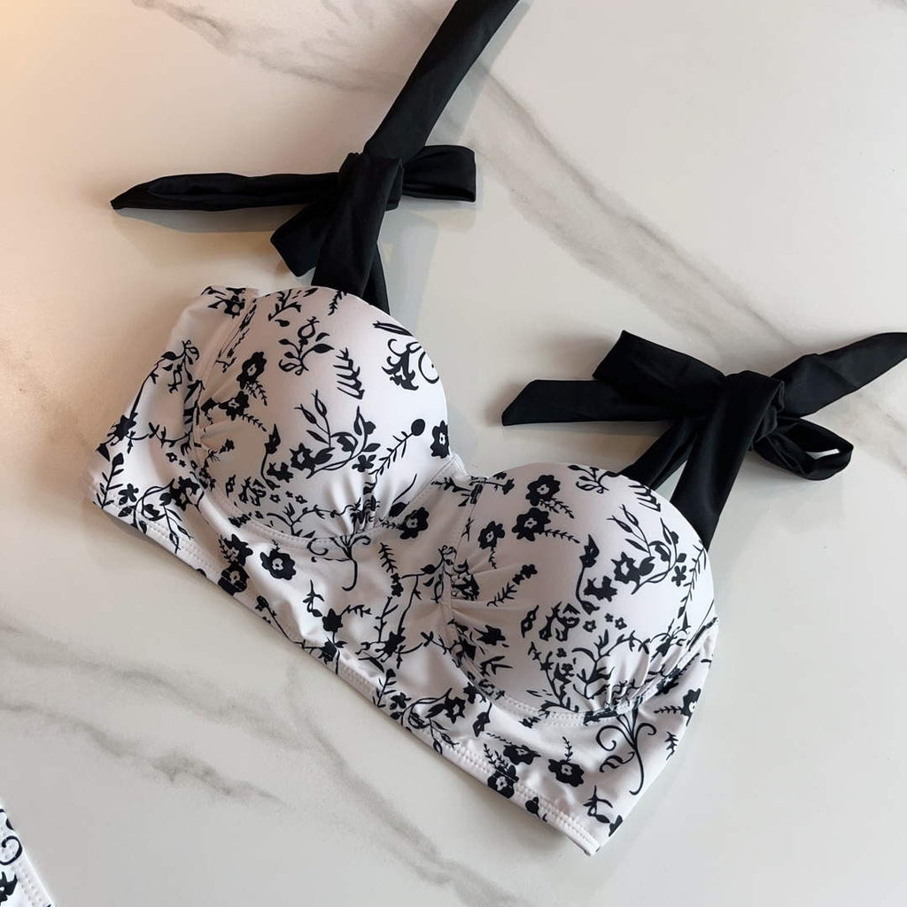 Gucci 688999 Fashion Bikini Swimsuit G65946